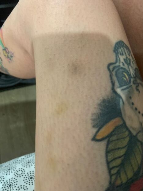 Influencer Eva de Metal denuncia en redes a su marido por golpearla