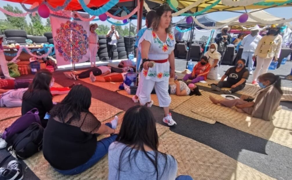 Con masajes, yoga y mascarillas, arranca evento dedicado a las mamás en Iztapalapa
