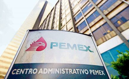 Mexico to cut Pemex tax bill, banks to refinance debt