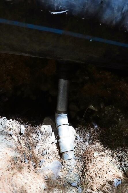 En Tlalpan se ubicaron tomas conectadas a tubos del Sacmex.