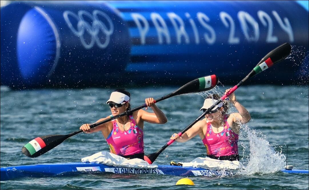 Las kayakistas mexicanas Beatriz Briones y Karina Alanís se despidieron de París 2024 / FOTO: @COM_Mexico
