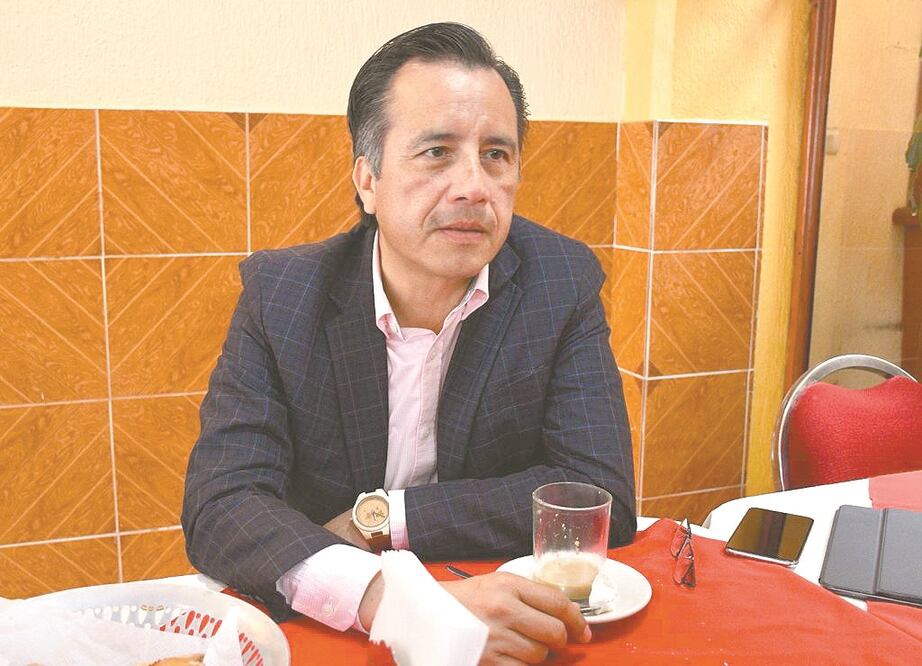 Cuitláhuac García afirmó que hay suficientes vacunas para proteger a los veracruzanos; sin embargo, llamó a no bajar la guardia. Foto: Especial