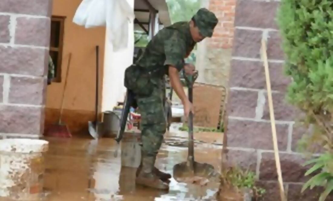 The army aided the residents of El Bordo. (Photo: Irma Mejía)