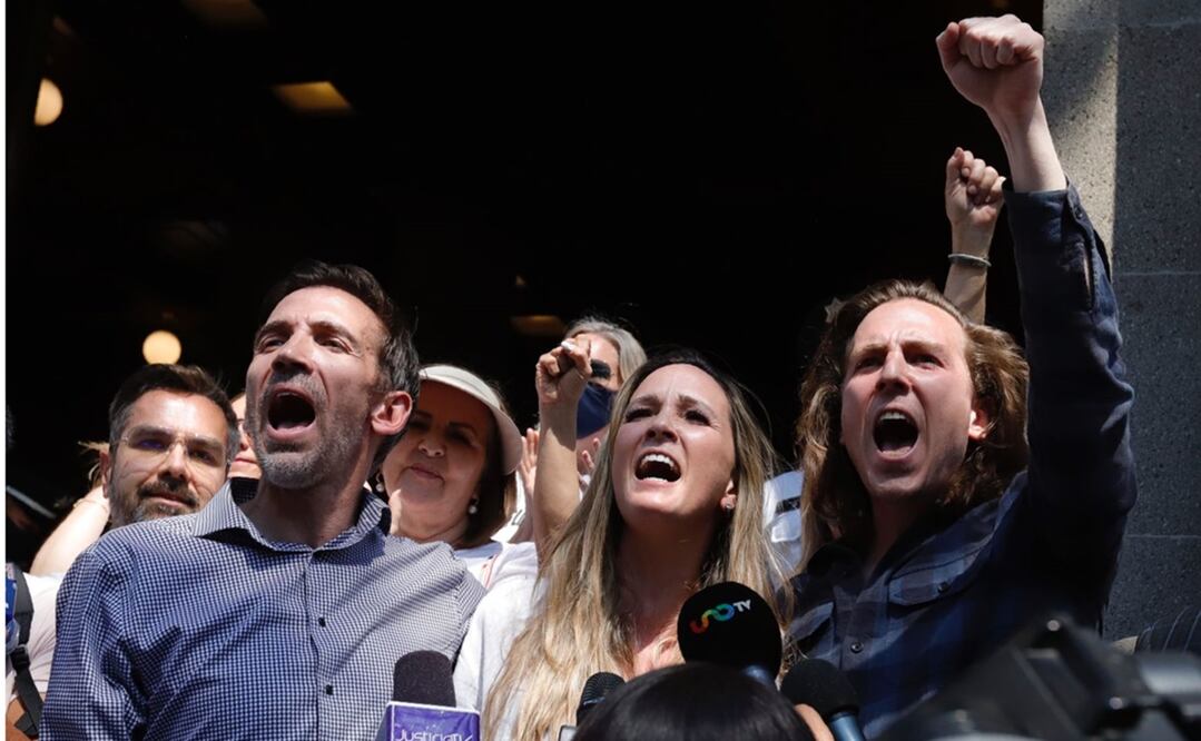 Familiares de Alejandra Cuevas responsabilizaron al fiscal Gertz Manero, de lo que pueda ocurrirle a ellos y a su madre / Fotos: Berenice Fregoso. El Universal