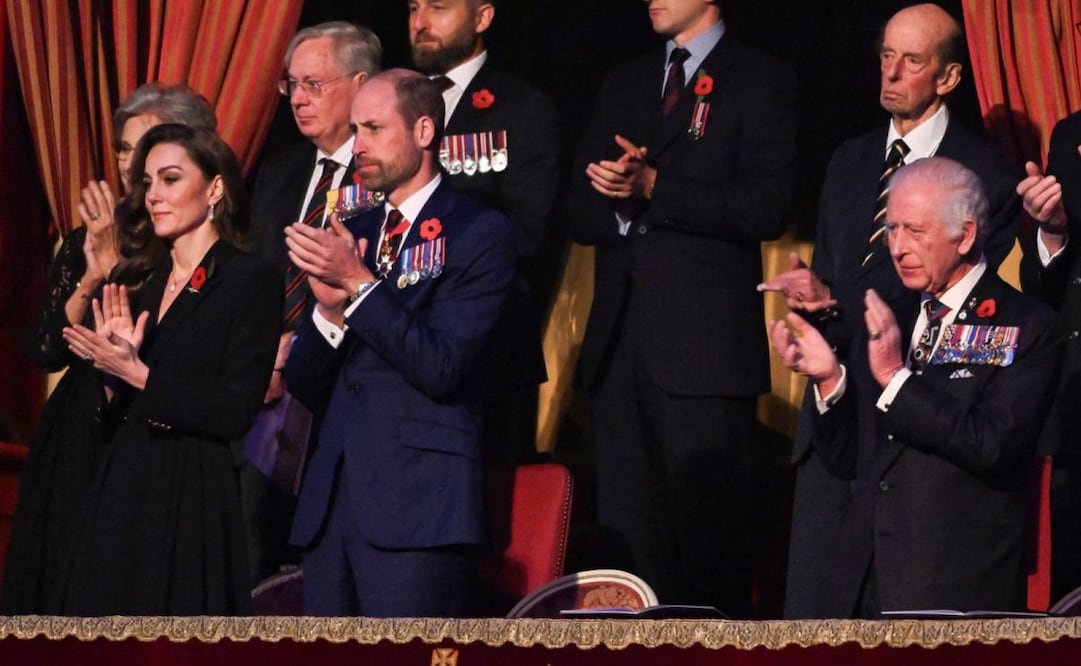 La princesa Kate de Gales, quien finalizó su tratamiento de quimioterapia en septiembre, ha retomado compromisos oficiales, asistiendo este sábado a una ceremonia en honor a los soldados británicos caídos en el Royal Albert Hall de Londres. Foto: X @RoyalFamily