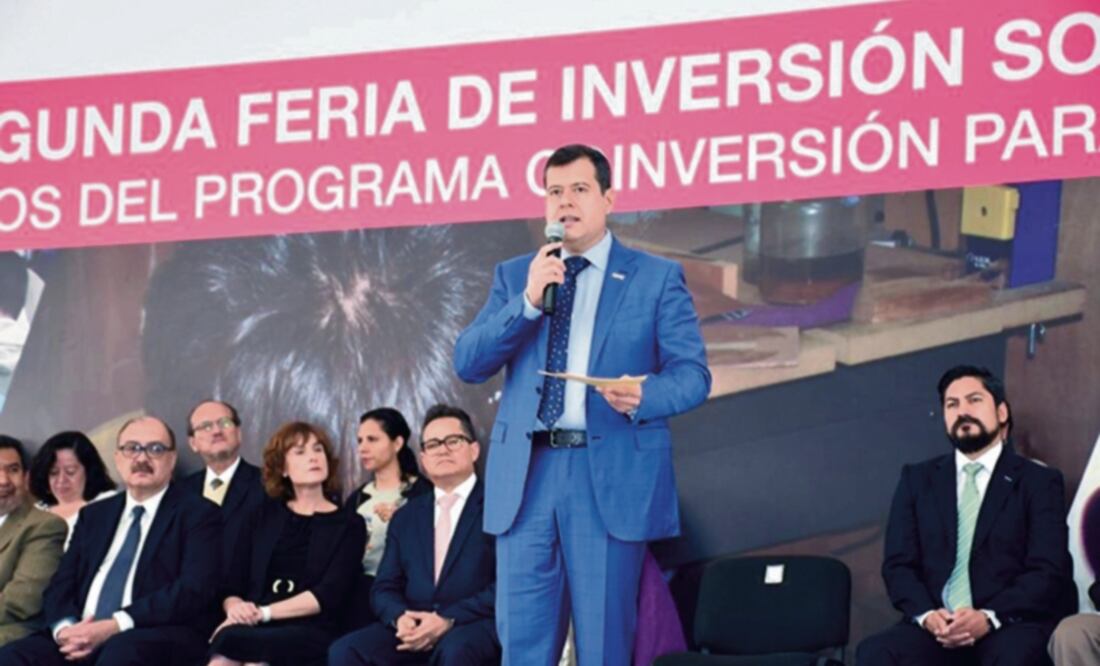 José Ramón Amieva informó que se creará un grupo interinstitucional para revisar que los centros comerciales cumplan con medidas de protección civil (ESPECIAL)