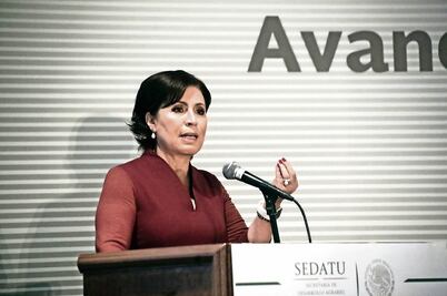 Robles destaca el rol de la banca en desarrollo de casas  