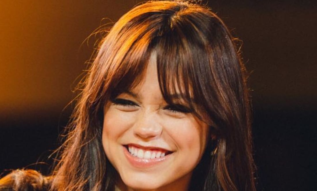 Jenna Ortega posando. Fuente: Instagram @jennaortega