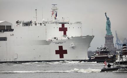 Buque hospital llega a Nueva York para reforzar lucha contra el coronavirus