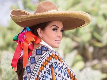 Aída Cuevas cancela concierto en el Auditorio Nacional pero no los festejos por sus 50 años de carrera