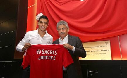 Jiménez firma hasta el 2020 con Benfica