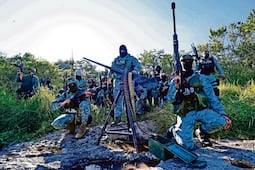 Militar retirado de Uganda será extraditado a EU por complot para dar armas a cárteles mexicanos; CJNG, entre los receptores