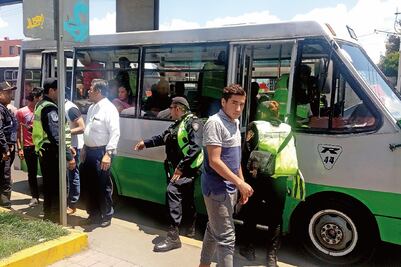 Caen 3 en transporte público; un herido