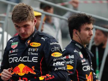 Verstappen promete ayudar a Checo Pérez en Abu Dhabi y minimiza lo ocurrido en el GP de Brasil