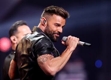 Ricky Martin desata la locura en Argentina y sus fans son recompensados