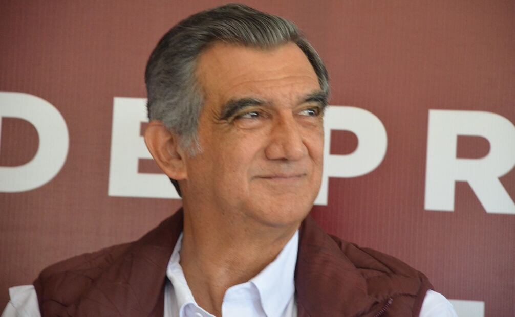 El gobernador Villarreal Anaya asistió a esta sesión como invitado de honor, pero al hacer uso de la palabra reconoció a la Máxima Casa de Estudios de Tamaulipas como aliada de la transformación. Foto: ESPECIAL