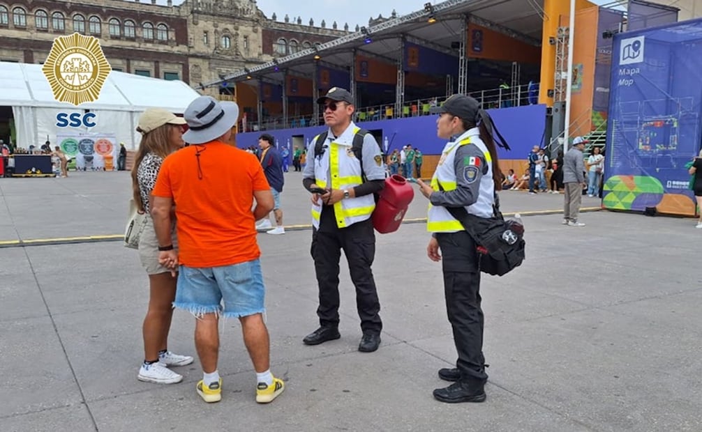 Detienen a tres personas en el FIFA Fan Fest del Zócalo; les aseguran celulares presuntamente robados y droga. Foto: Especial
