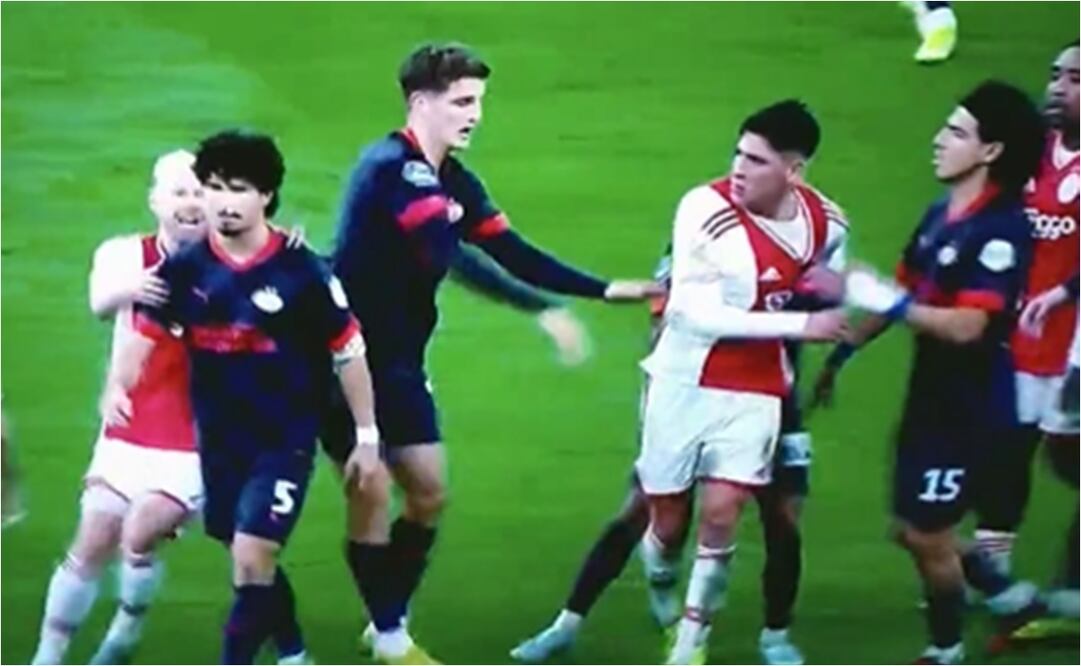 Edson Álvarez al final del partido / FOTO: ESPECIAL