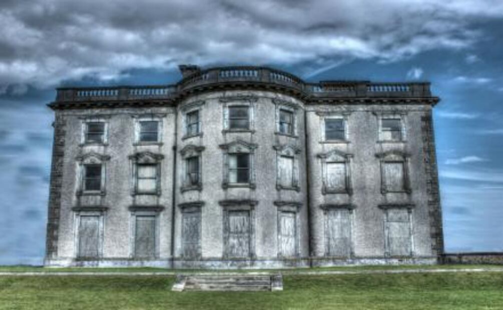 ¿Te atreverías a recorrer las casas más terroríficas del mundo?