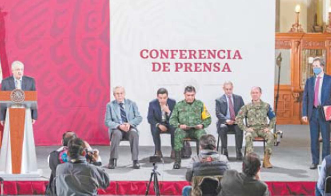 El presidente Andrés Manuel López Obrador dijo en conferencia que no está acostumbrado a lanzar la piedra y esconder la mano, porque no es hipócrita. Foto: PRESIDENCIA