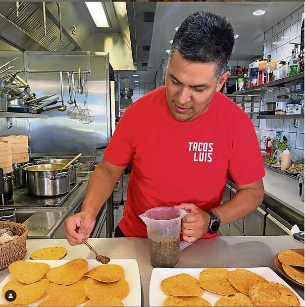El negocio de Luis hoy permanece cerrado por seguridad, debido a la guerra con Hamas. Foto: Especial