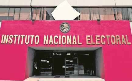 Morena acusa a INE de querer quitarle mayoría
