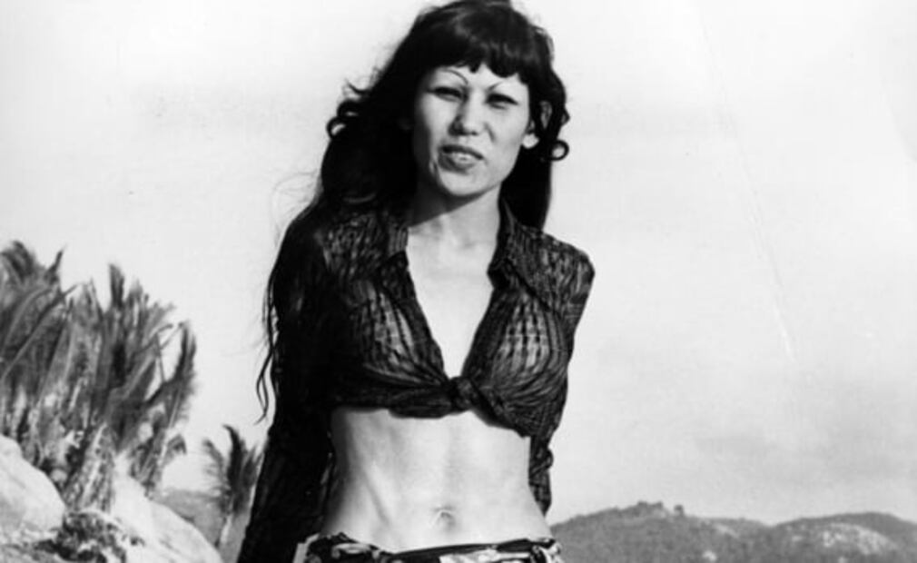 Con una fotografía de los comienzos de Lyn May, redes sociales colapsan 