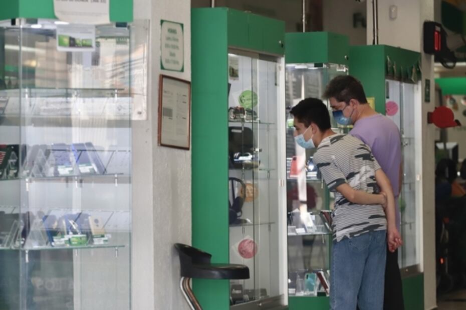 Crónica. "Unos vienen a empeñar para sacar para los reyes, yo para pagarle al gobierno"