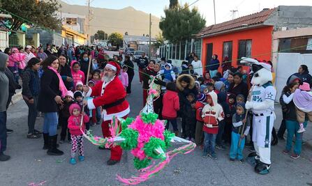 Entregan 5 mil juguetes a niños de escasos recursos en Coahuila