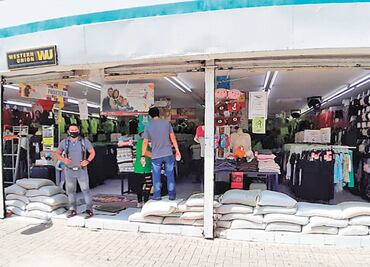 ‘Mafia’ opera CFE, dice Adán Augusto López