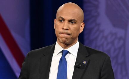 Tiene mucho qué decir: senador demócrata suma más de 16 horas en discurso de protesta contra Trump