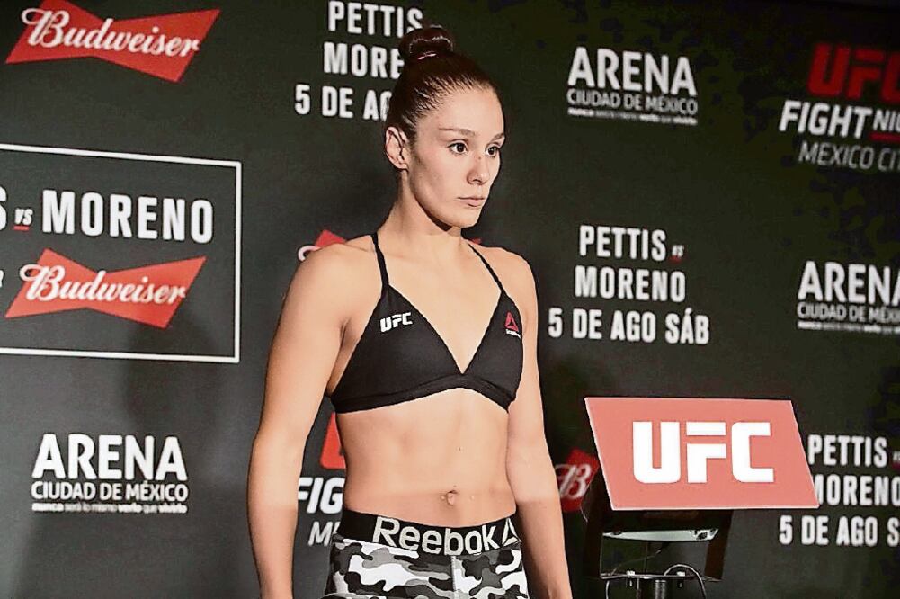 Alexa se disculpó por no dar el peso de 144 libras para la pelea (NOTIMEX)