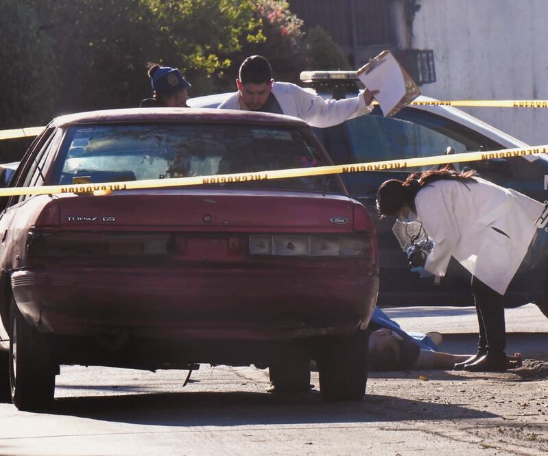 Desde que se inició el reporte diario de víctimas, marzo desplazó a junio del año pasado como el mes con más crímenes, de acuerdo con cifras del gobierno federal. ARCHIVO EL UNIVERSAL