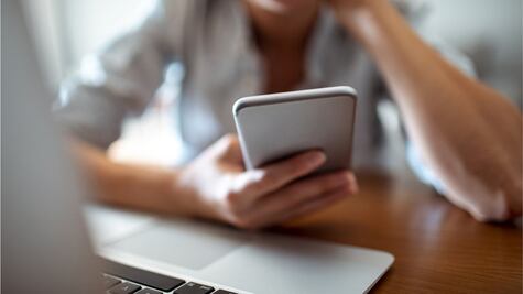 Cómo hacer una copia de lo más importante que tienes en el celular