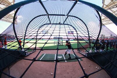 Probeis rompe relaciones con LMB