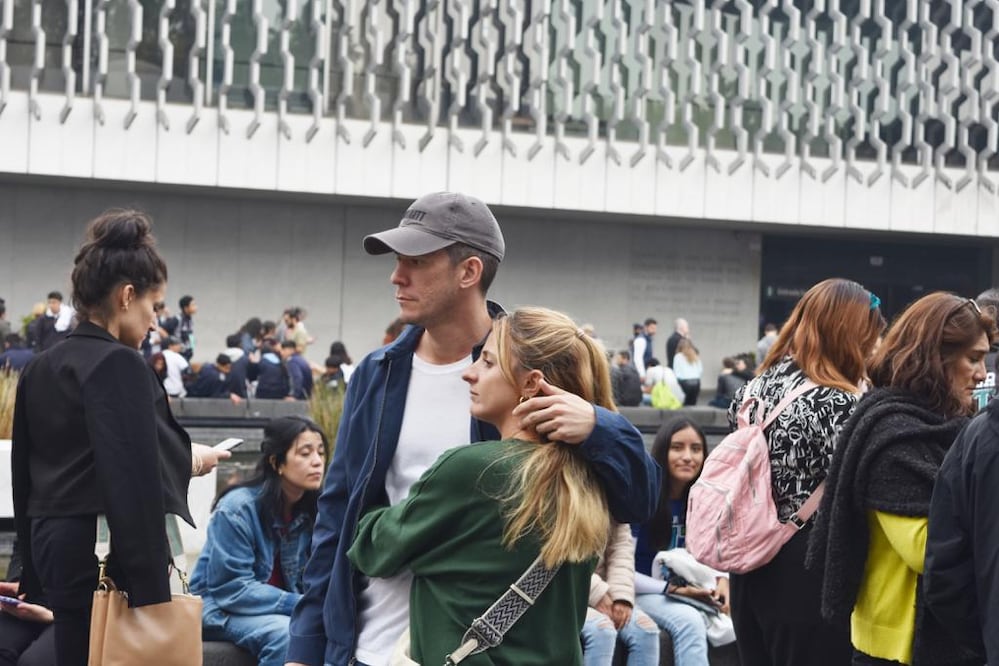 Se registra sismo de 5.7 en Puebla; suena alerta sísmica en CDMX. Foto: Germán Espinosa / EL UNIVERSAL