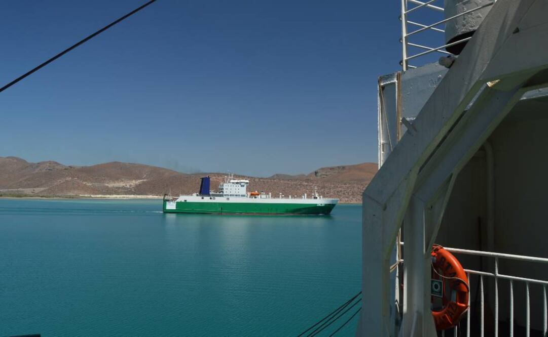 Abanderan nueva embarcación de Baja Ferries en BCS