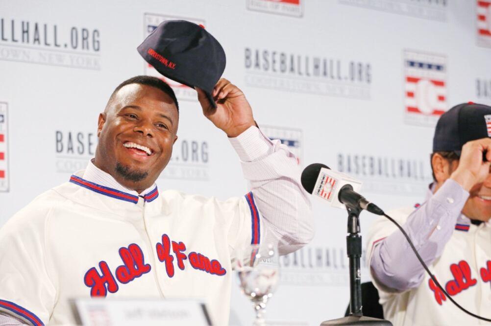 Ken Griffey Jr. ingresará con la gorra de Mariners y Mike Piazza con la de Mets de Nueva York (FOTOS. KATHY WILLENS. AP)