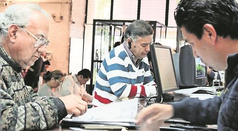 Suman 7 mil 670 mdp retiros por desempleo en Afore