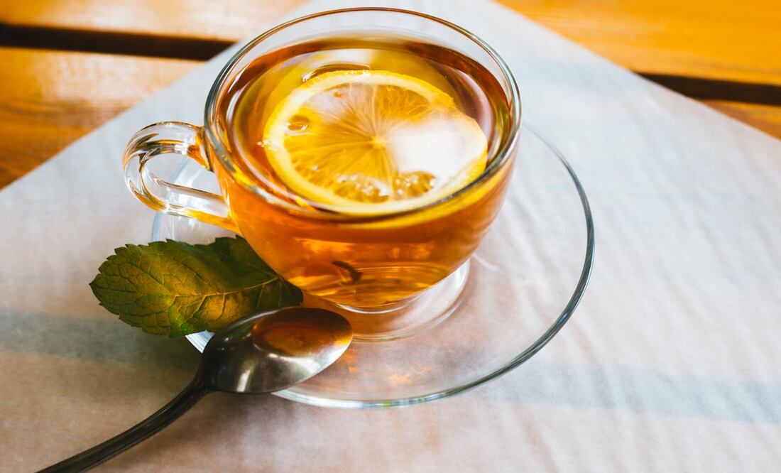 El té de limón tiene múltiples beneficios para la salud. Foto: Pexels