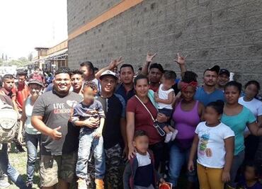 Caravana migrante hondureña se acerca a México rumbo a EU