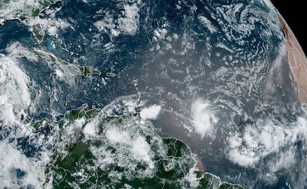 Beryl se convierte en un "muy peligroso" huracán categoría 3 sobre el Caribe
