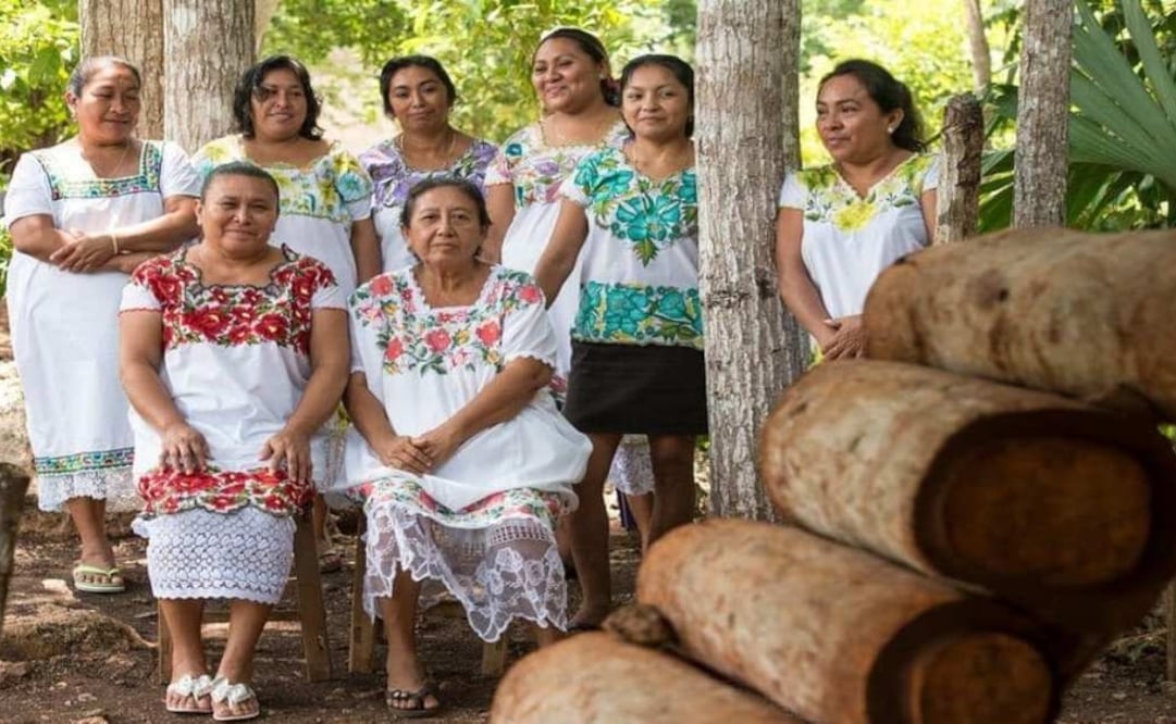 Muchas mujeres mayas, siguen siendo víctimas de discriminación, abusos y violencia según se reiteró en Yucatán.  Foto Especial