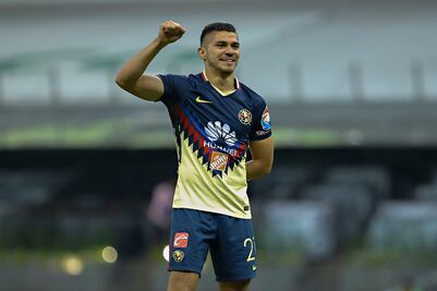 América golea con Hat-Trick de Martín y tanto de Ménez