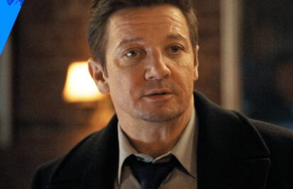 Jeremy Renner es tratado como "niño actor" en el set, luego de su accidente