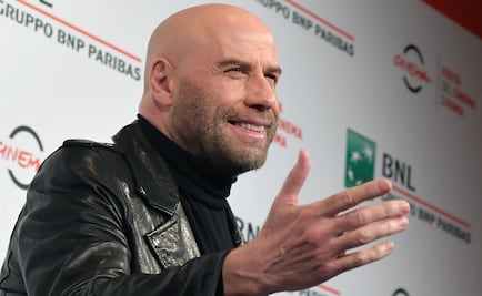 John Travolta recibe premio en Roma, está orgulloso de ser un ícono atemporal
