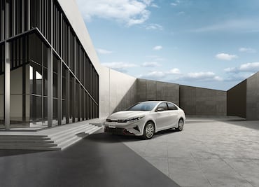 Conoce la excelencia en carretera: Kia Forte, la definición de estilo y rendimiento