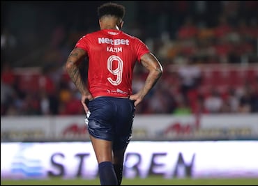 ¿Aficionados de Veracruz lanzan gritos racistas a delantero Kâzım-Richards?