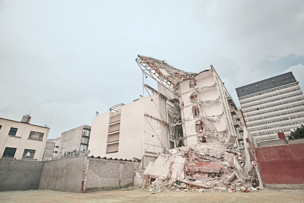 Edificio colapsado por el sismo del pasado 19 de septiembre. Foto: Archivo