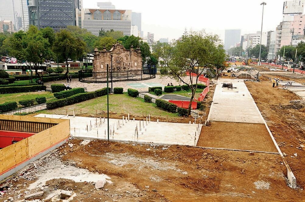 La construcción del Centro de Transferencia Modal prevé dos torres, una de oficinas y la otra de un hotel. Planean terminar las obras en 2018 (ARCHIVO EL UNIVERSAL)